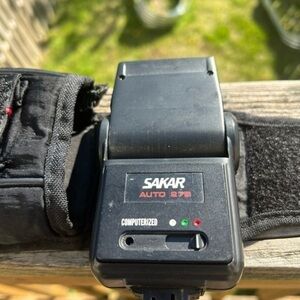 Sakar Auto 27B‎ Computerized Electronic Flash with the Bag. 🎥 (S)